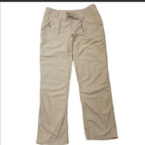 The North Face Khaki roll up hiking cargo pants size 12 long | 32” inseam
